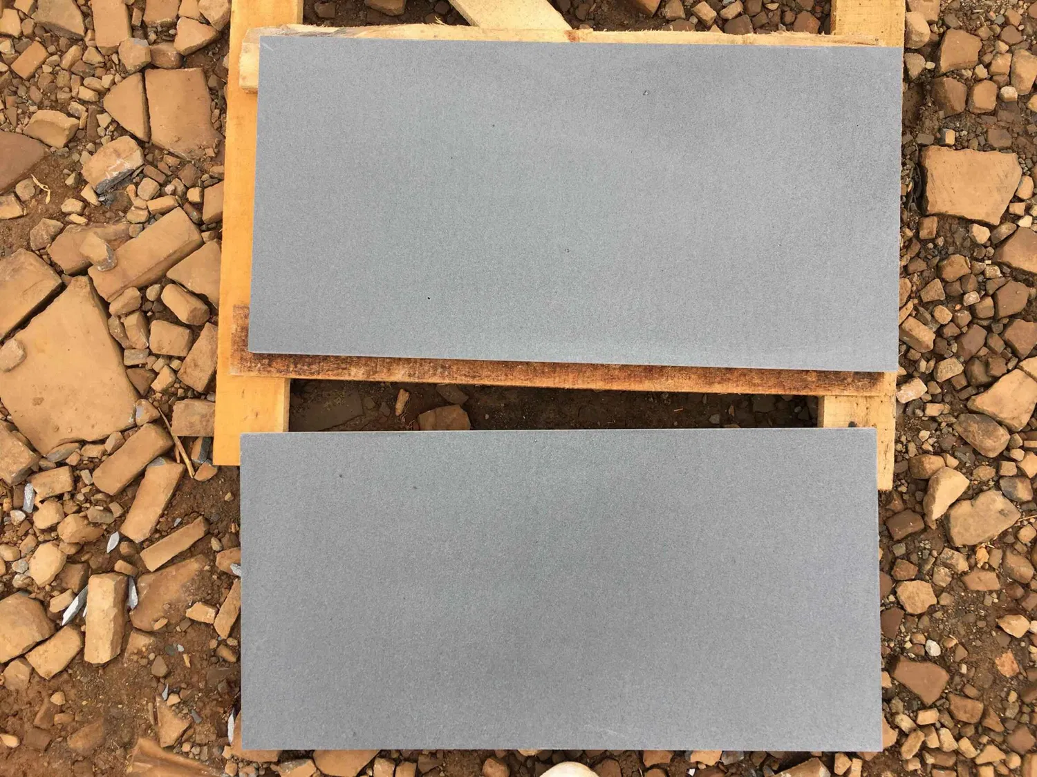 China Grey Honed Basalt Outdoor Paving Stone